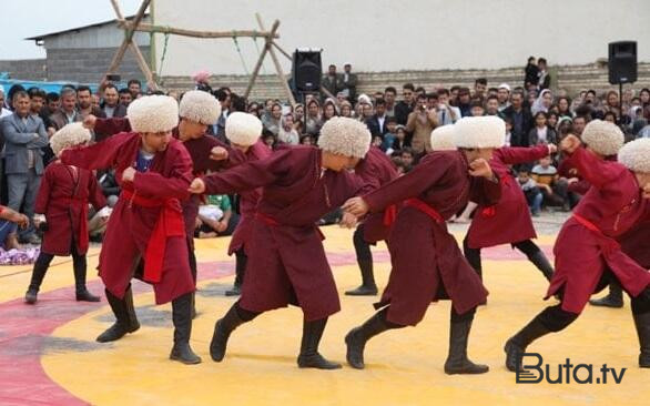  Güneydə milli rəqsimiz nümayiş etdirildi - Video  