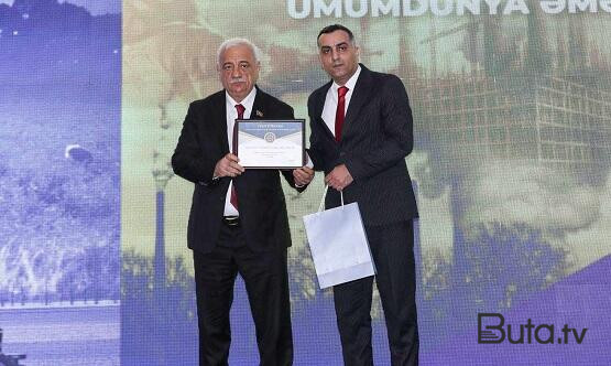  Bazarstore – təltif edildi  