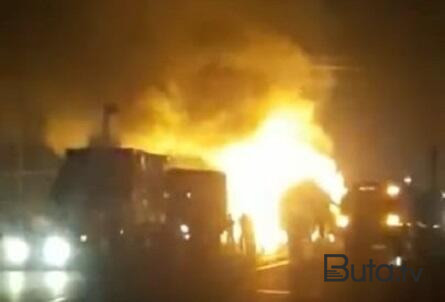  Bakıda iki TIR yandı, partlayış səsləri eşidildi - Video  