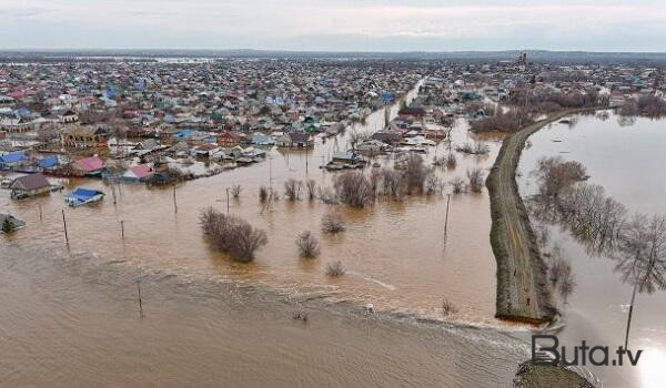  Rusiyanın bu vilayətində yüzlərlə ev su altında qalıb  