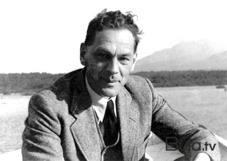  Tokioda bakılı Zorgenin xatirəsi yad edildi  