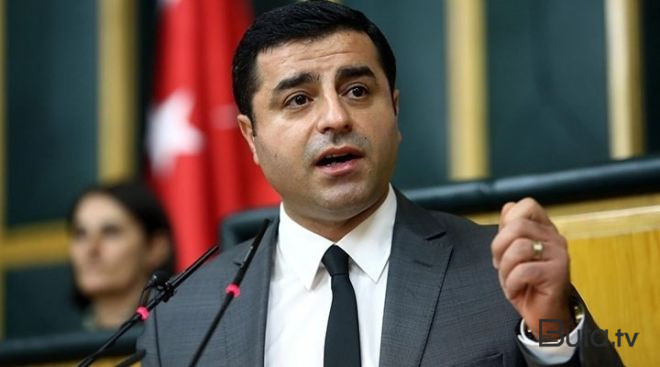  Səlahəddin Dəmirdaşa 42 il həbs cəzası verildi  