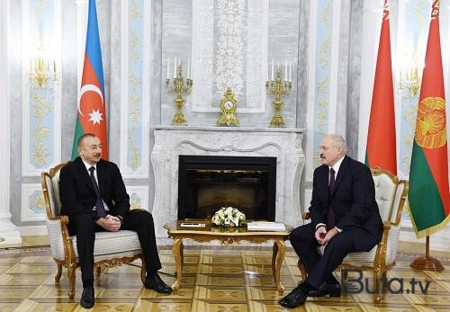  Əliyevlə Lukaşenkonun təkbətək görüşü başladı  