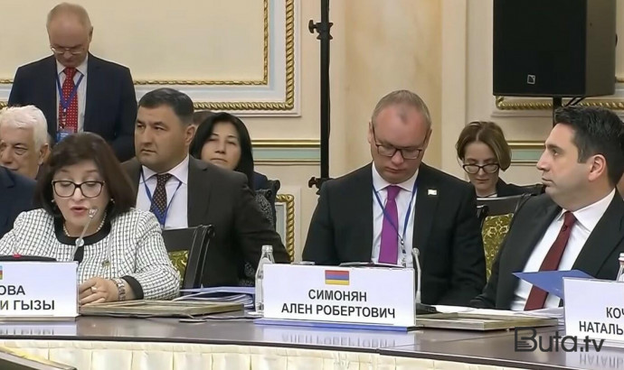  Qafarova və Simonyan görüşdü  