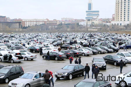  Azərbaycanda avtomobillər ucuzlaşdı  