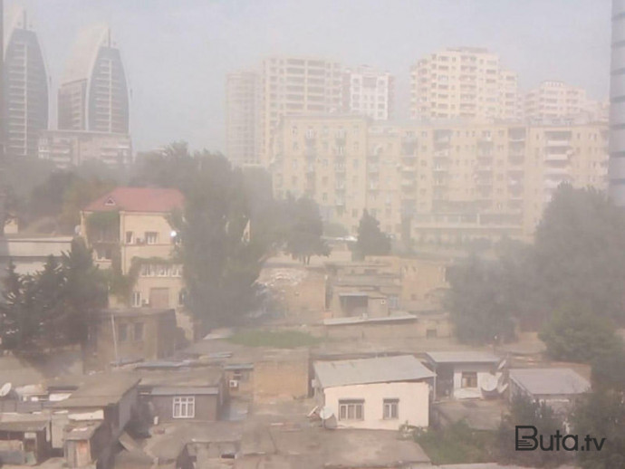  Bakıda tozlu hava: normadan 2 dəfə çoxdur... 