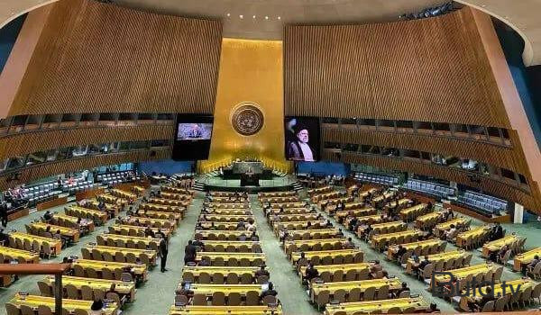  Rəisinin anım mərasimi: oturacaqlar boş qaldı - Foto  