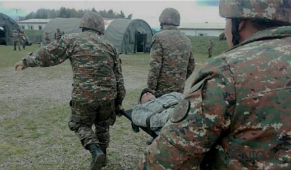  Tavuşda hərbçilərin kütləvi davası: erməni əsgər bıçaqlandı  