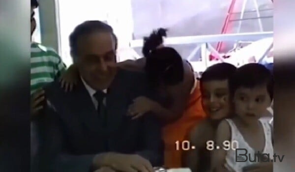  Heydər Əliyevin nəvələri ilə səmimi - Videosu  