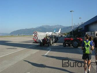  Qafan–İrəvan yolunda Azərbaycan bayrağı - Video  