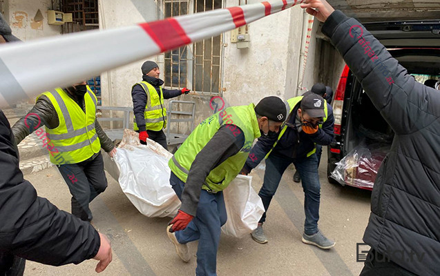  Bakıda yeyib-içən dörd dostun meyiti tapıldı  