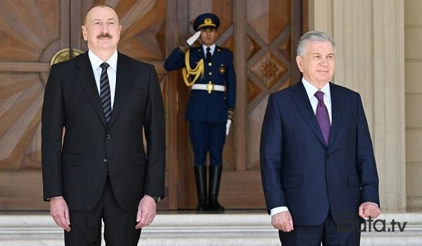  Əliyev və Mirziyayev səfirliyin yeni binasının açılışında  