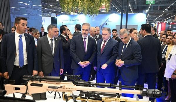  Hakan Fidan Azərbaycan stendini ziyarət etdi - Foto  