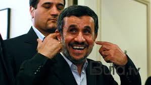  Mahmud Əhmədinejat Tehranda güllələndi  