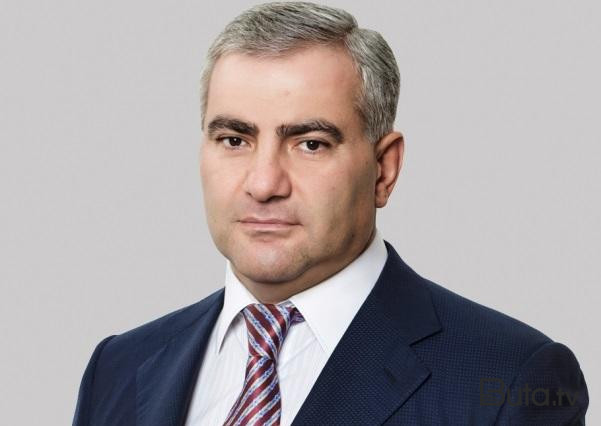  Bakının axtardığı milyarderi Ermənistan saxladı – Samvel kimdir?  