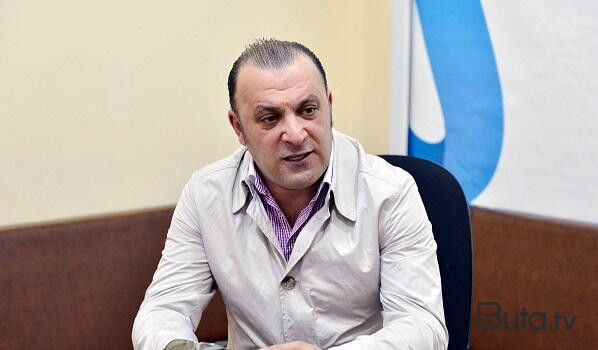  Faytonçu Nazim həmin həkimdən 50 min manat alıbmış  