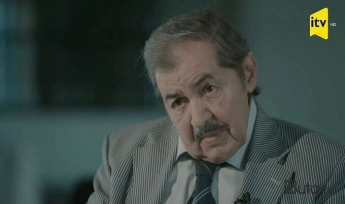  Sabiq nazir efirdə bunu deyib kövrəldi, gözləri doldu - Video  