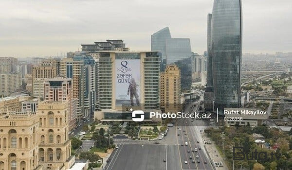  İlk dəfə Bakıda Hərbi paradda...  