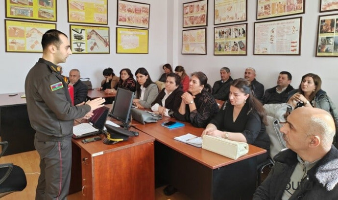  FHN-in regional mərkəzlərində mülki müdafiə kursları...  
