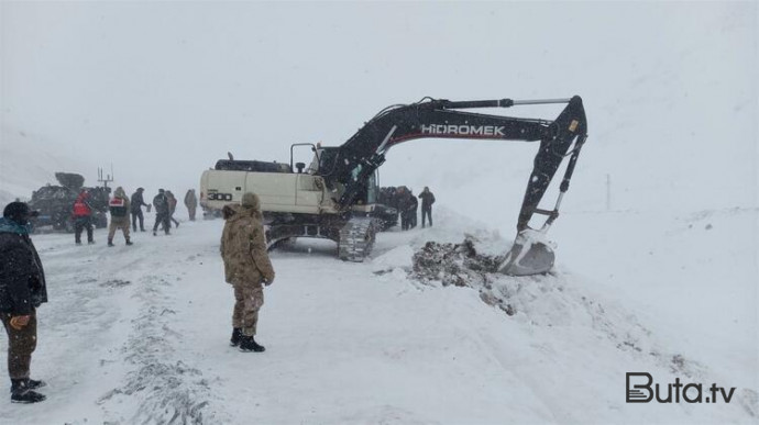  Kəlbəcər yolunda qar uçqunu baş verdi  