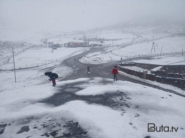  Qubada qarın hündürlüyü 3 metrə çatdı - Video  