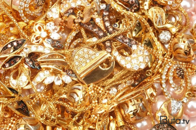  Bakıda mağazadan 100 minlik qızıl oğurlandı  