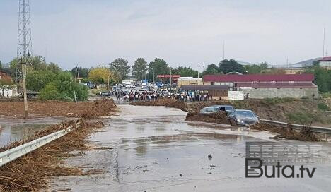  Sel nəticəsində dağılan evlərin tikintisi həyata keçiriləcək  