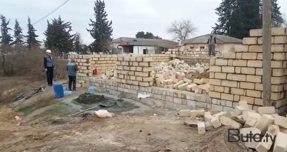  Bakıda daha bir qanunsuz tikili söküldü - Video  