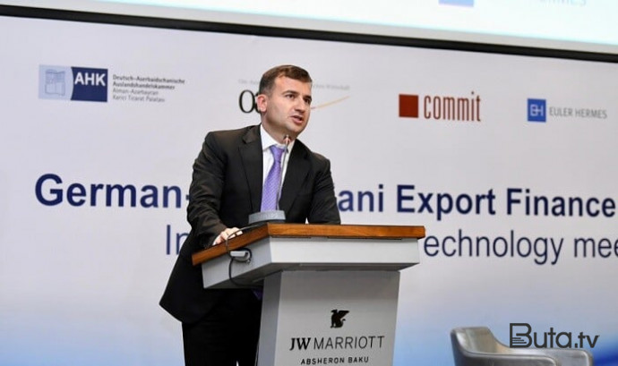  Azər Mursaqulov kollektivə təqdim edildi  