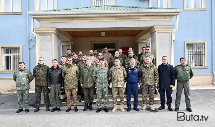  Hərbi attaşelər HHQ-nin hərbi hissəsində - Video  