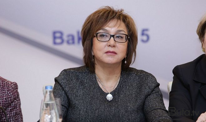  Məleykə Abbaszadə hansı məşhurun gəlini olub?  