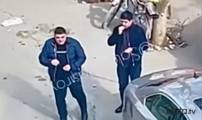  Tum çırtlayaraq işçilərə əziyyət edənlər işdən çıxarıldı - Video  