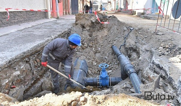  Bakıda qəzalı su xətləri yeniləndi - Video  