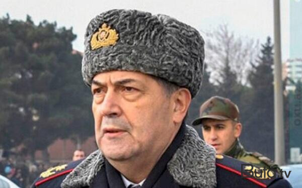  General işdən getmək üçün raport yazdı - Səbəb  