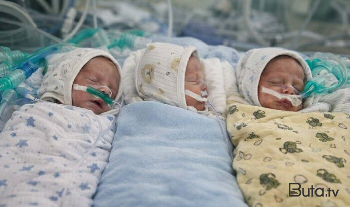  Sonsuzluqdan müalicə alan qadının üçəmi oldu - Foto  