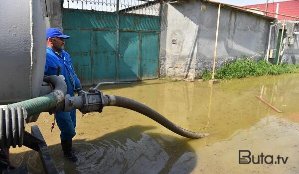  Bakının bu qəsəbəsində kanalizasiya sistemi qurulur - Video  
