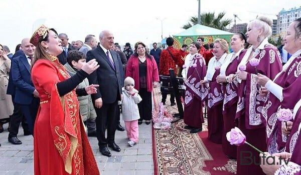  Sumqayıtda möhtəşəm bayram tədbiri - Foto  