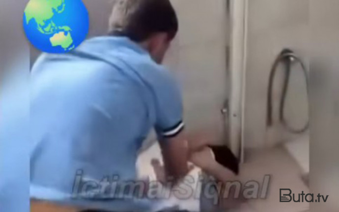  Şagird sinif yoldaşlarını hər gün döyür? - Video  