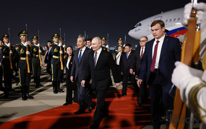  Putin Çindədir  